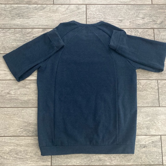 New - Picture 2 of 3